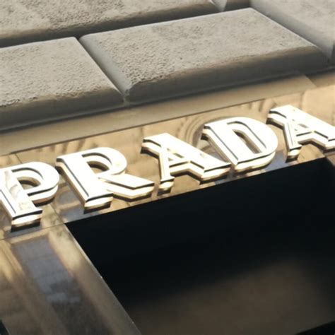 gruppo prada in vendita|Prada in vendita, si muove Chanel: il rumor clamoroso. E il Made .